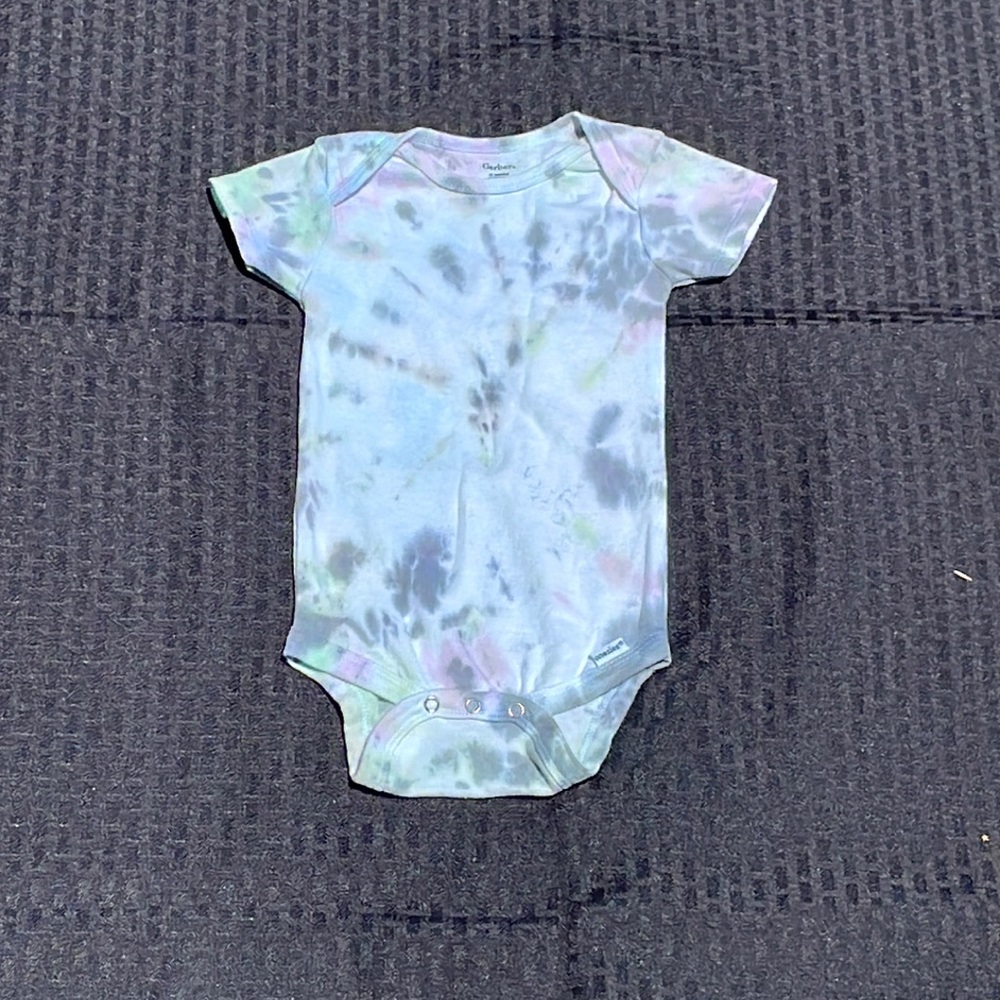 Homemade Tie Dye Onesie-W6506